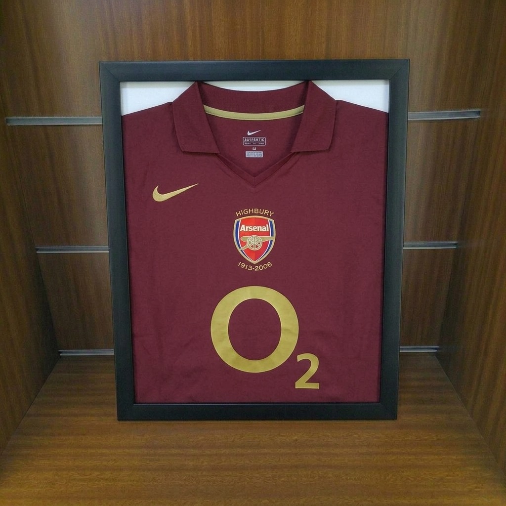 Arsenal "Highbury Farewell" Retro Jersey – Premium Framed Edition